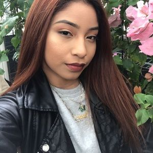 Meet your Posher, Miriam